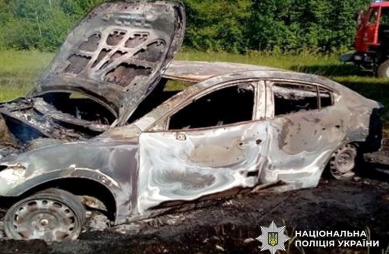 Вбивство сімʼї на Чернігівщині: троє обвинувачених отримали довічне