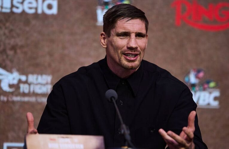 Верховен зробив гучну заяву перед боєм з Усиком