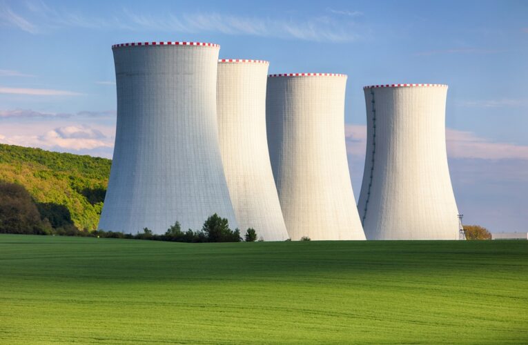 ЄК перевіряє ядерний проєкт Франції на &euro;70 млрд