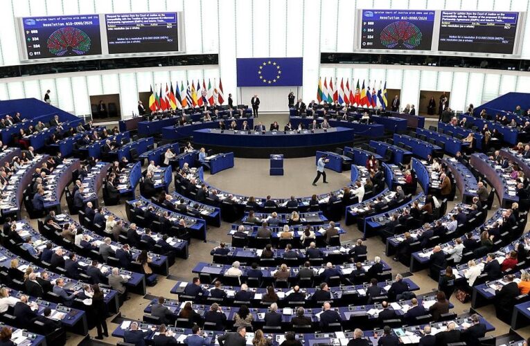 Європарламент проголосував за спецтрибунал для РФ