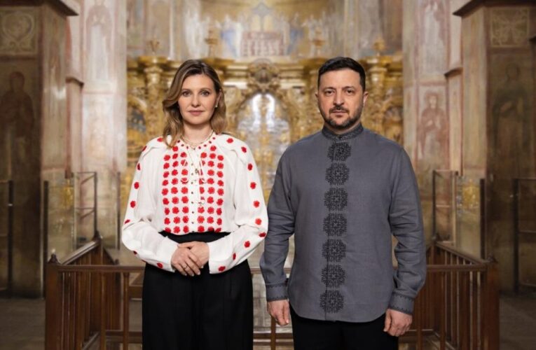 Зеленські привітали українців з Великоднем