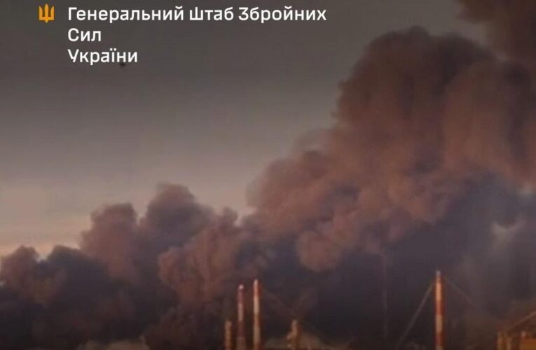Генштаб підтвердив ураження Саратовського НПЗ