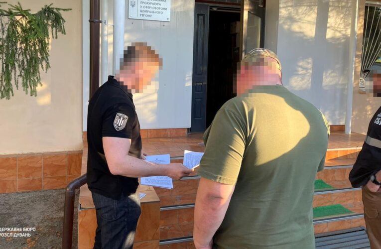 На Чернігівщині командир “прикривав” військових-прогульників
