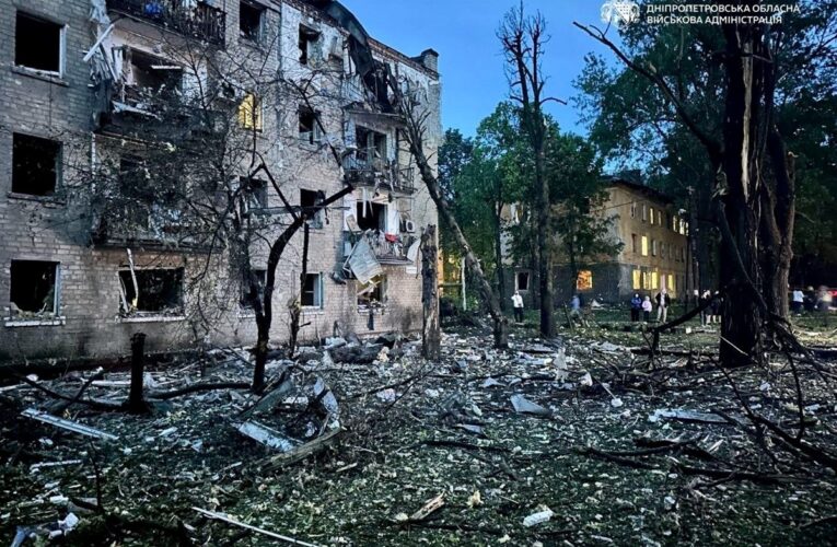 Наслідки атаки на Дніпро: дев&rsquo;ять поранених і руїни