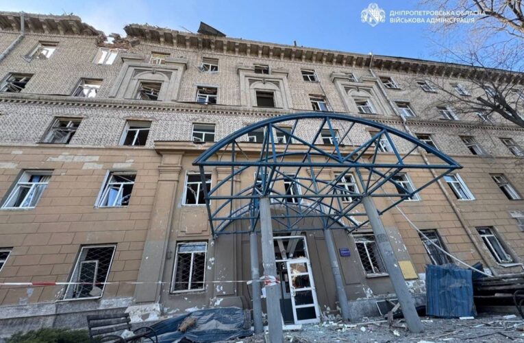 Обстріл Дніпра: кількість постраждалих зросла до восьми