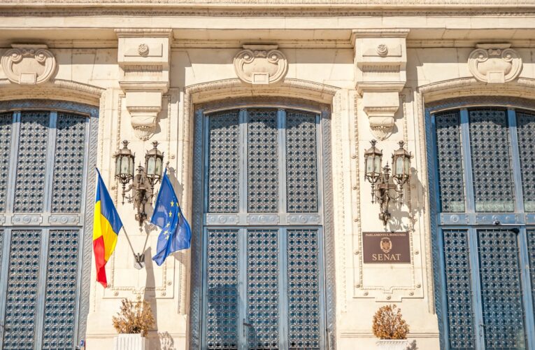 Парламент Румунії відправив проєвропейський уряд у відставку