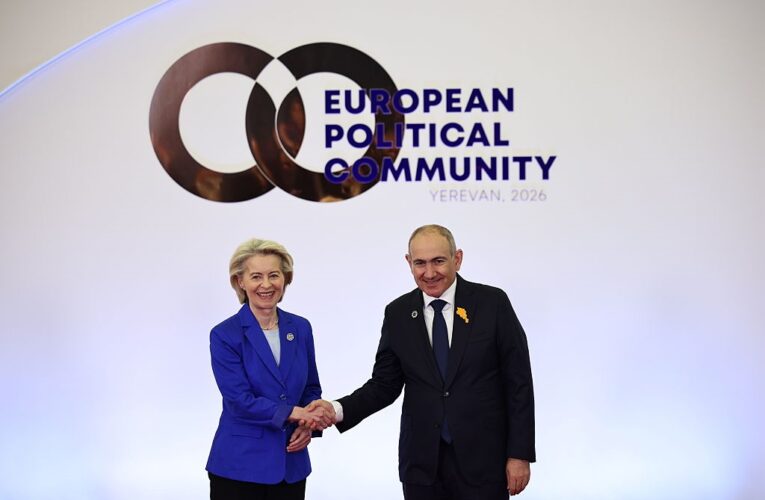 Пашинян пропустить саміт ЄАЕС після заяв Путіна