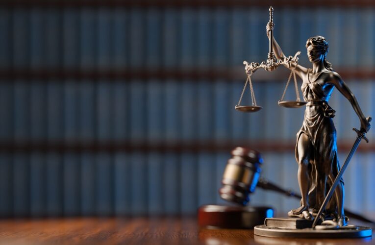 Підозра у корупції: відсторонили трьох суддів Верховного Суду