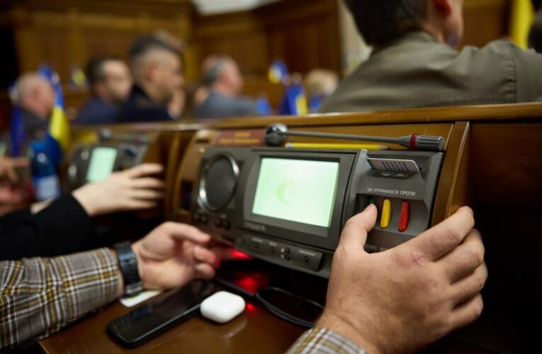Рада схвалила рекордне збільшення витрат на армію
