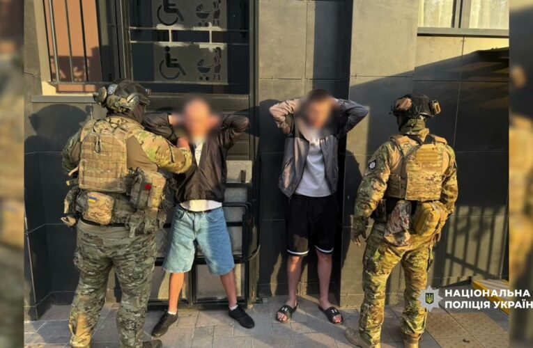 Нацполіція викрила шахраїв, які ошукували громадян через мережу міжнародних фейкових call-центрів