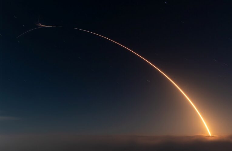SpaceX здійснила запуск 45 супутників