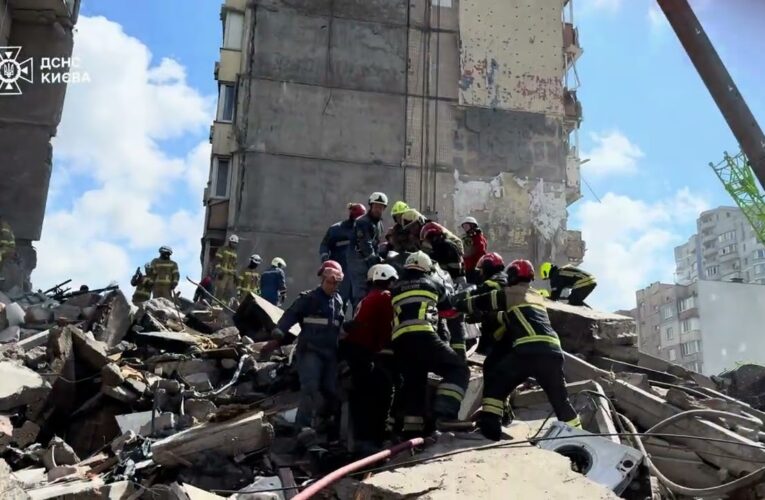 Понад 1500 рятувальників та поліцейських задіяно в ліквідації наслідків обстрілу