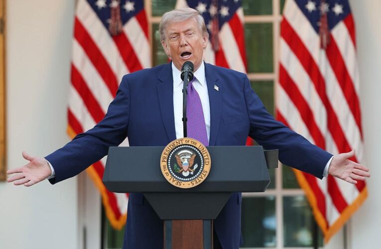 Трамп погрожує Ірану “дуже важкими часами”