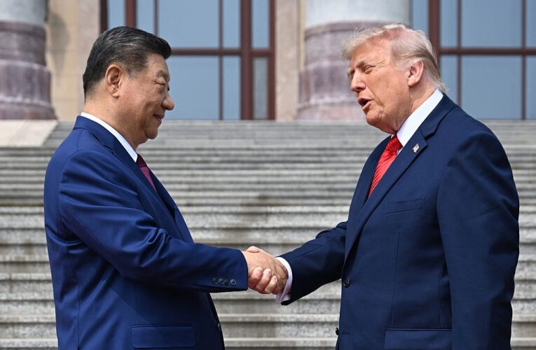Трамп поїхав від Сі без торговельної угоди – ЗМІ