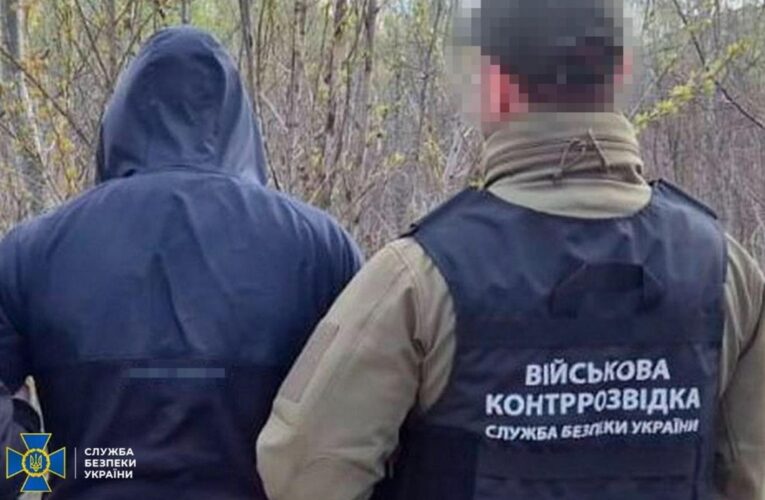 У Харкові безробітний спалив позашляховики ЗСУ