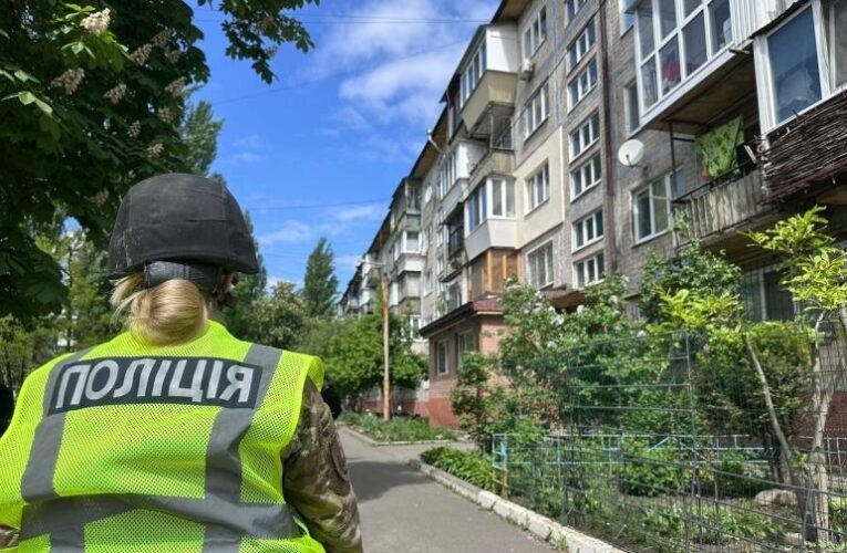 У Києві чоловік погрожував відкрити газ у квартирі та підірвати будинок