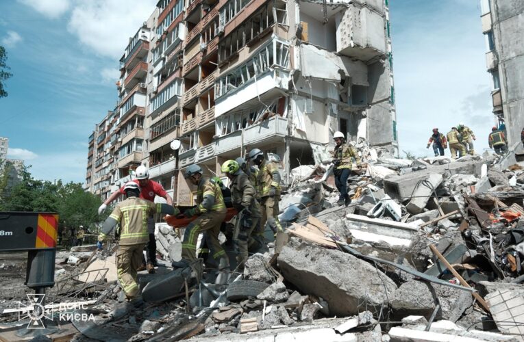 У Києві деблокували тіло 13-ї жертви