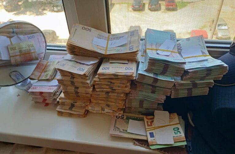 У медзакладах України викрили схему на 200 млн