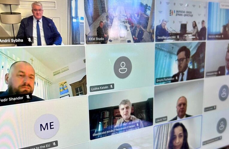 Україна і Угорщина розпочали консультації