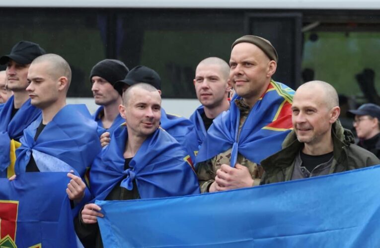 Україна повернула з полону 205 військових