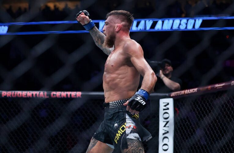 Українець отримав грошовий бонус за перемогу в UFC