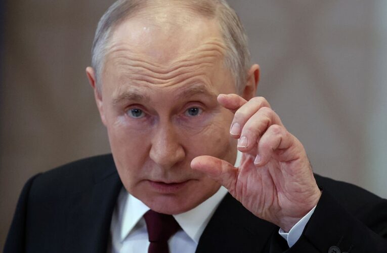 В Росії вирішили “переписати” історію предків Путіна