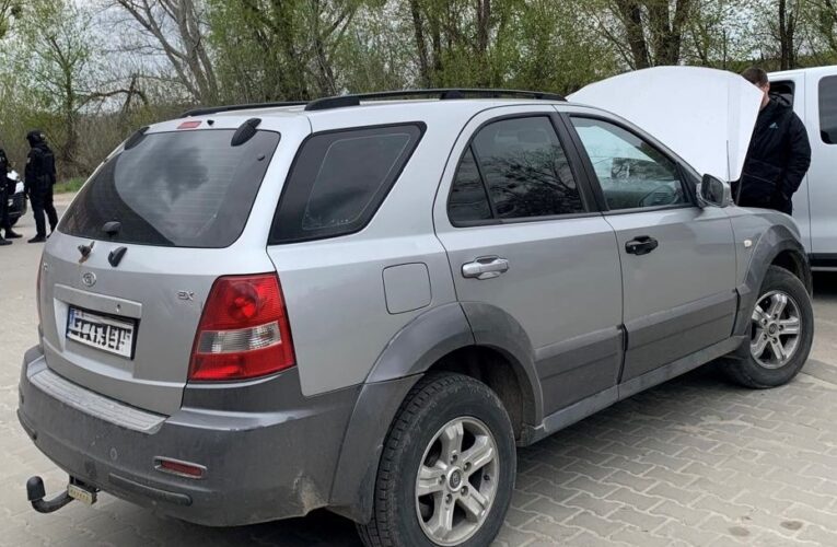 Викрито чергову схему продажу гуманітарних авто для ЗСУ