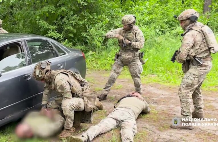 На Рівненщині Нацполіція викрила двох військовослужбовців на підкупі інструктора військової частини