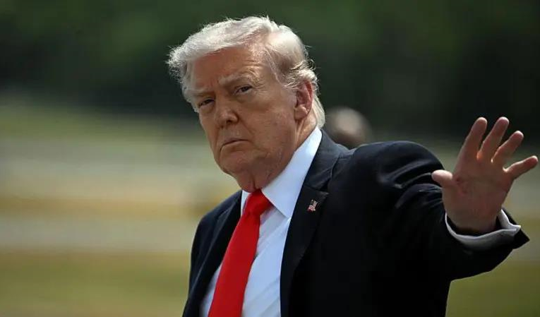 Битва заголовків: що Україна, РФ та Іран піднесли Трампу на ювілей