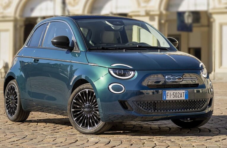 Fiat випустив новий гібридний 500