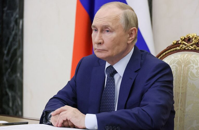 ФСБ і Кремль зчепилися через блокування інтернету – FT