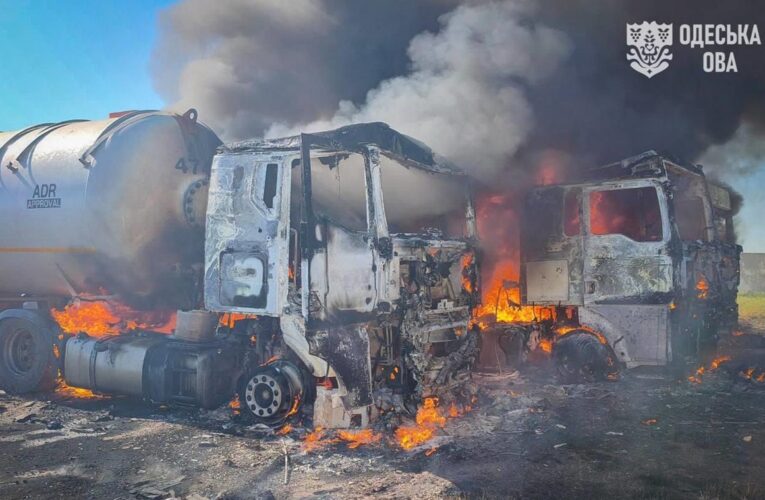 На Одещині атаковано бензовози, є загиблі