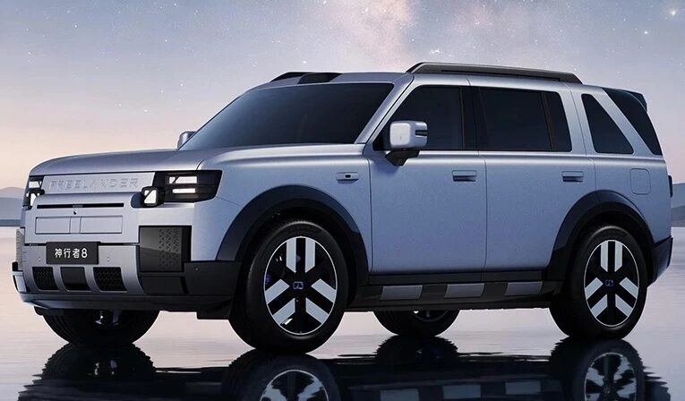 Новий Freelander показали на офіційних фото