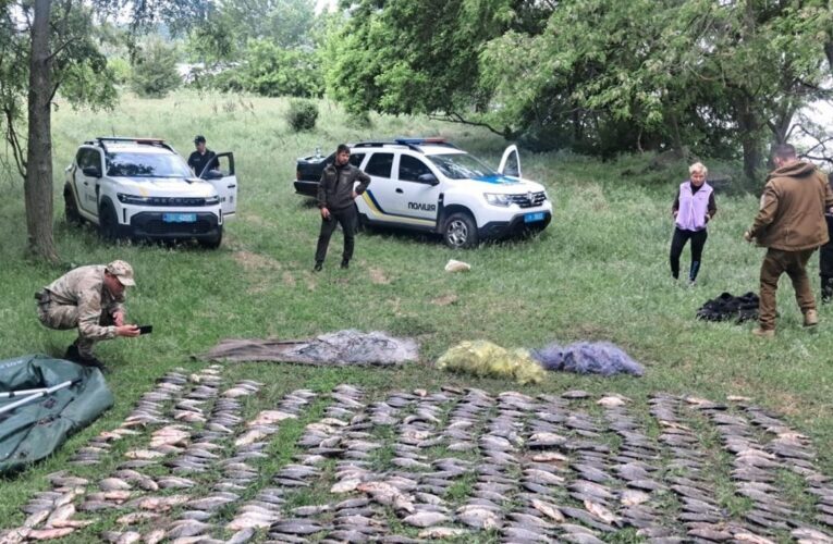 Операція Нерест: у браконьєрів вилучили 10 тонн риби