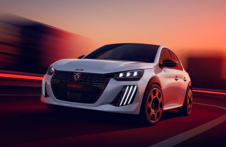 Peugeot показала серійний електричний хот-хетч E-208 GTi