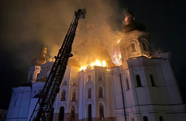 Пожежа у Лаврі: намісник розповів про евакуацію ікон