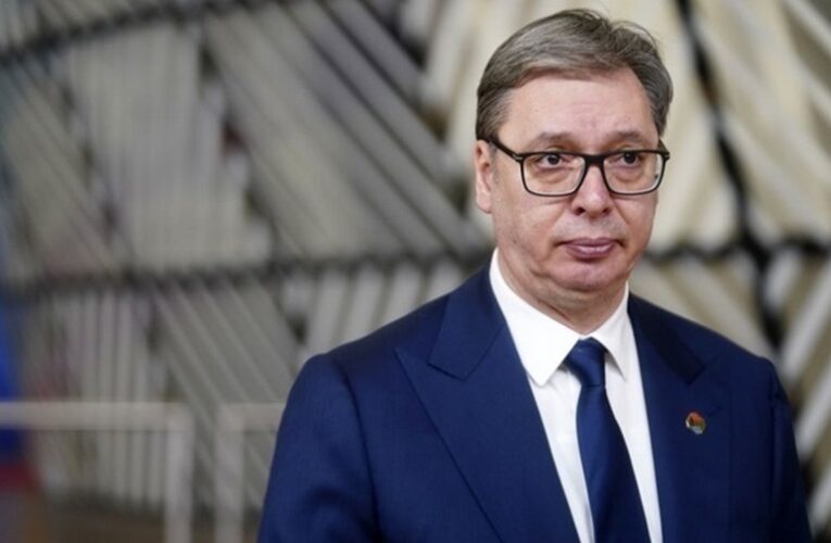 Президент Сербії сказав, коли піде у відставку