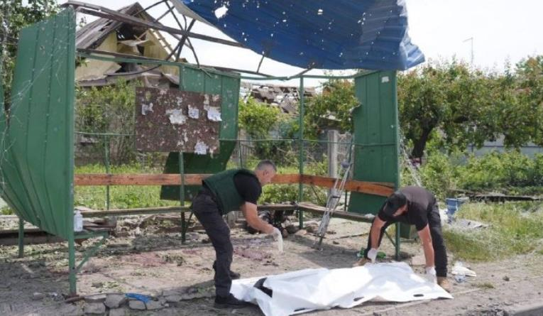 Росіяни влучили поруч з зупинкою на Запоріжжі, троє загиблих