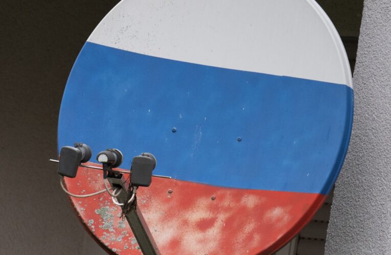 Російські супутники запідозрили в глушінні GPS  над Європою – NYT