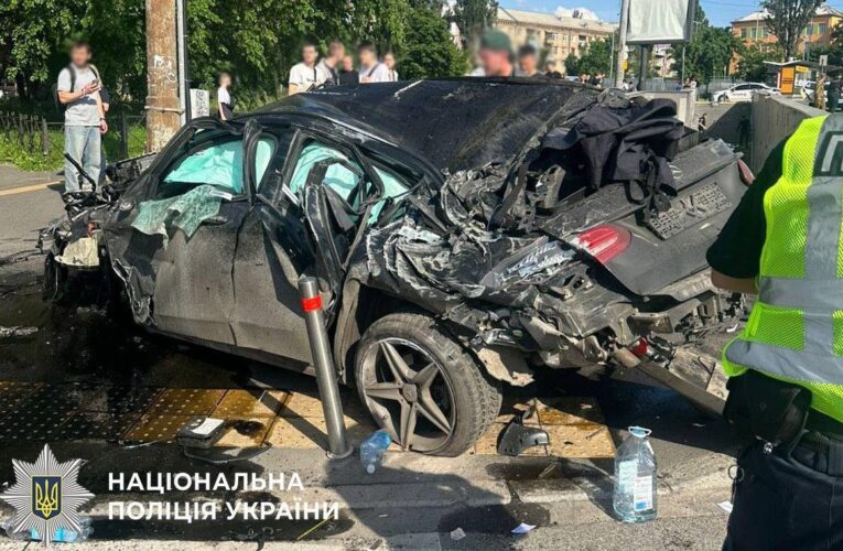 У Києві четверо людей загинуло в ДТП
