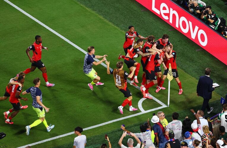 Учасник групи J вперше за 72 роки пробився до плей-оф ЧС