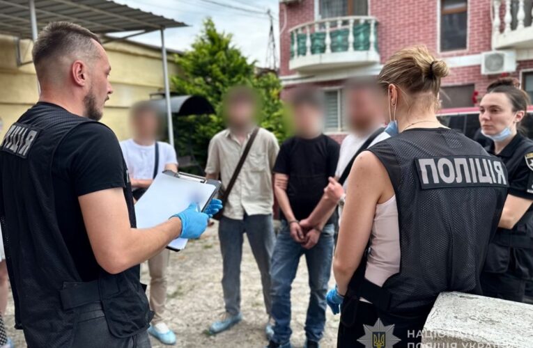 В Одесі ґвалтівник і вбивця семирічної дівчинки отримав довічне