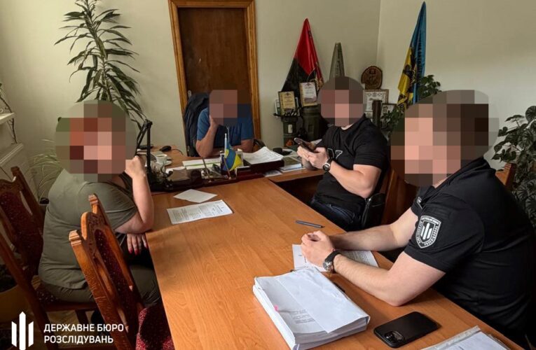 Викрито масштабну схему вирубки лісу за участю посадовців