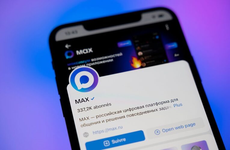 З App Store видалили російський месенджер Max