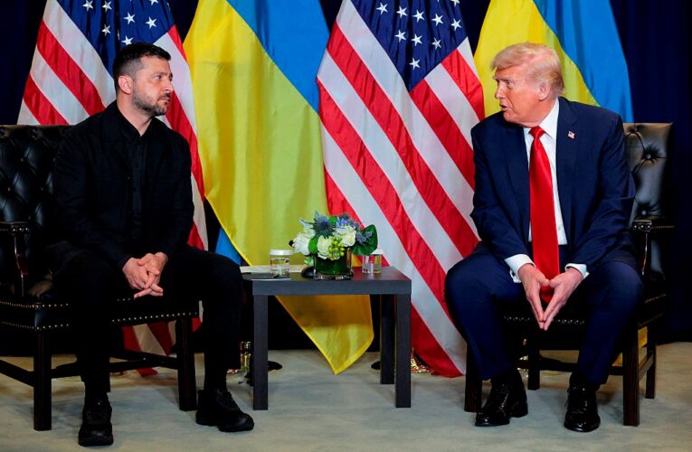 Зеленський і Трамп провели телефонну розмову – ЗМІ