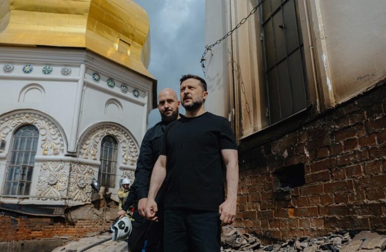 Зеленський пообіцяв відповідь на масовану атаку РФ