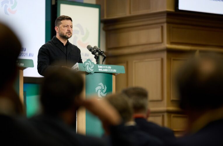Заява Володимира Зеленського під час спілкування з медіа разом із Мікхолом Мартіном