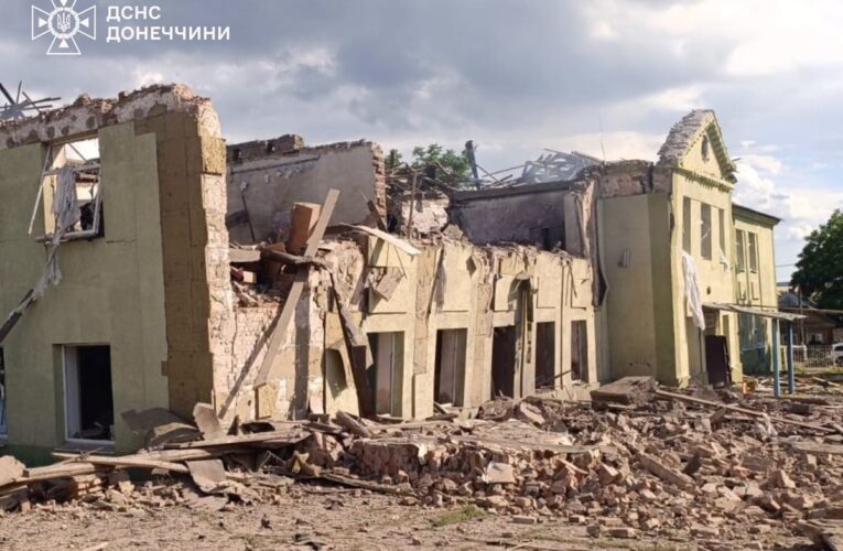 Авіаудар по Слов’янську: є жертва і поранені