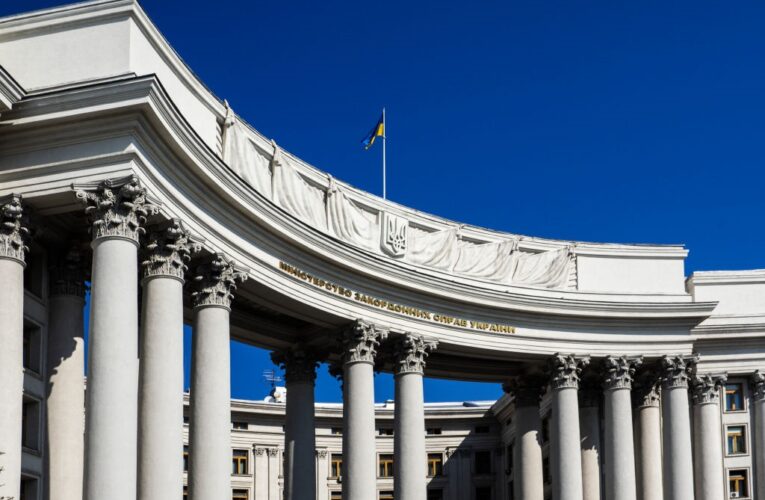 МЗС попередило хасидів про ризики поїздки до Умані
