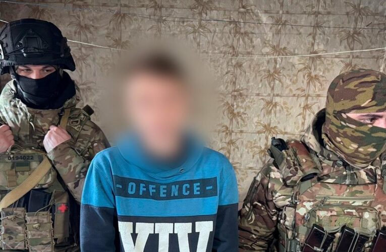 На Харківщині чоловік вербував дітей через гру та купував їхні інтимні фото